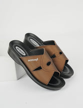 WOMEN SLIPPER LA-2806 BROWN