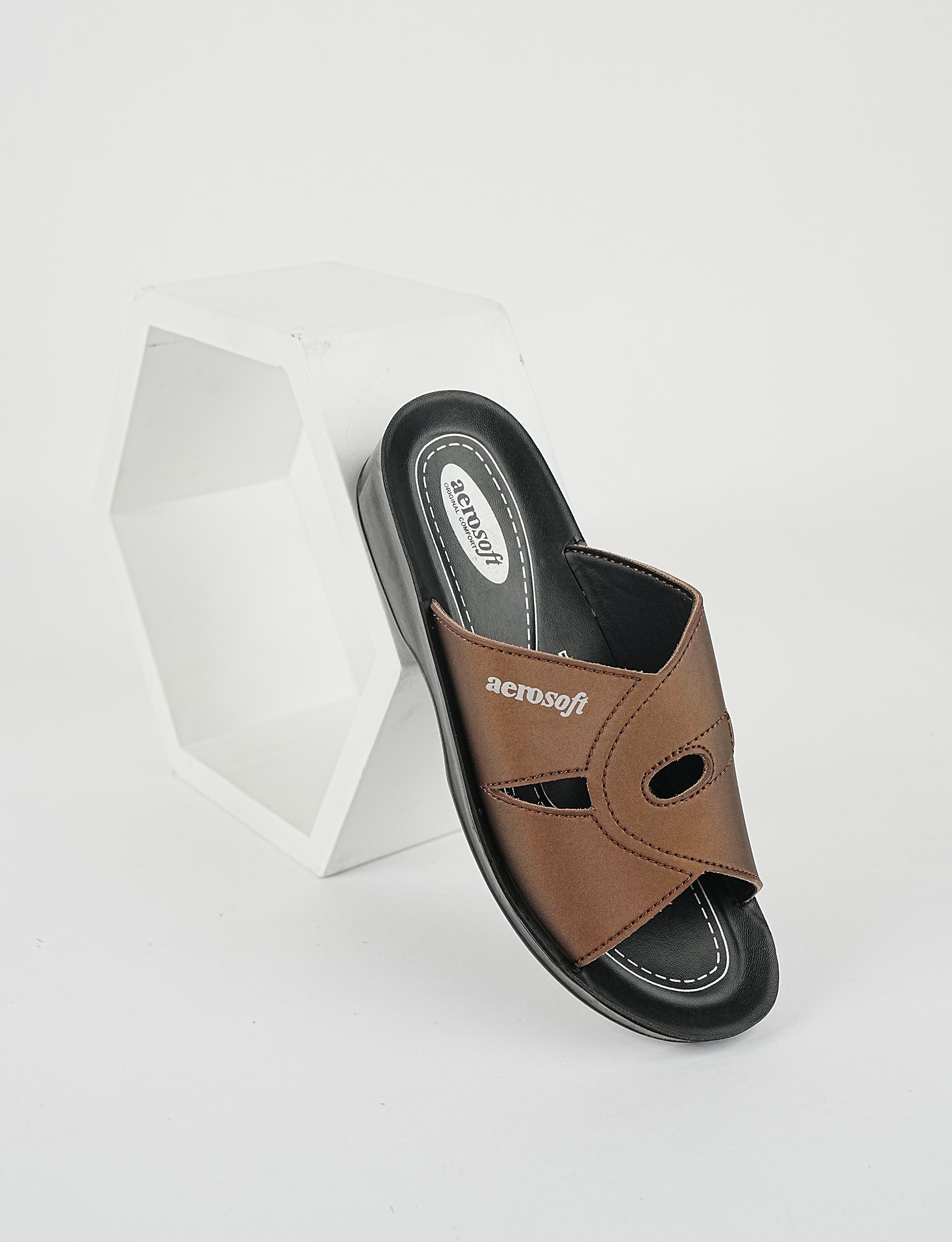 WOMEN SLIPPER LA-2806 BROWN