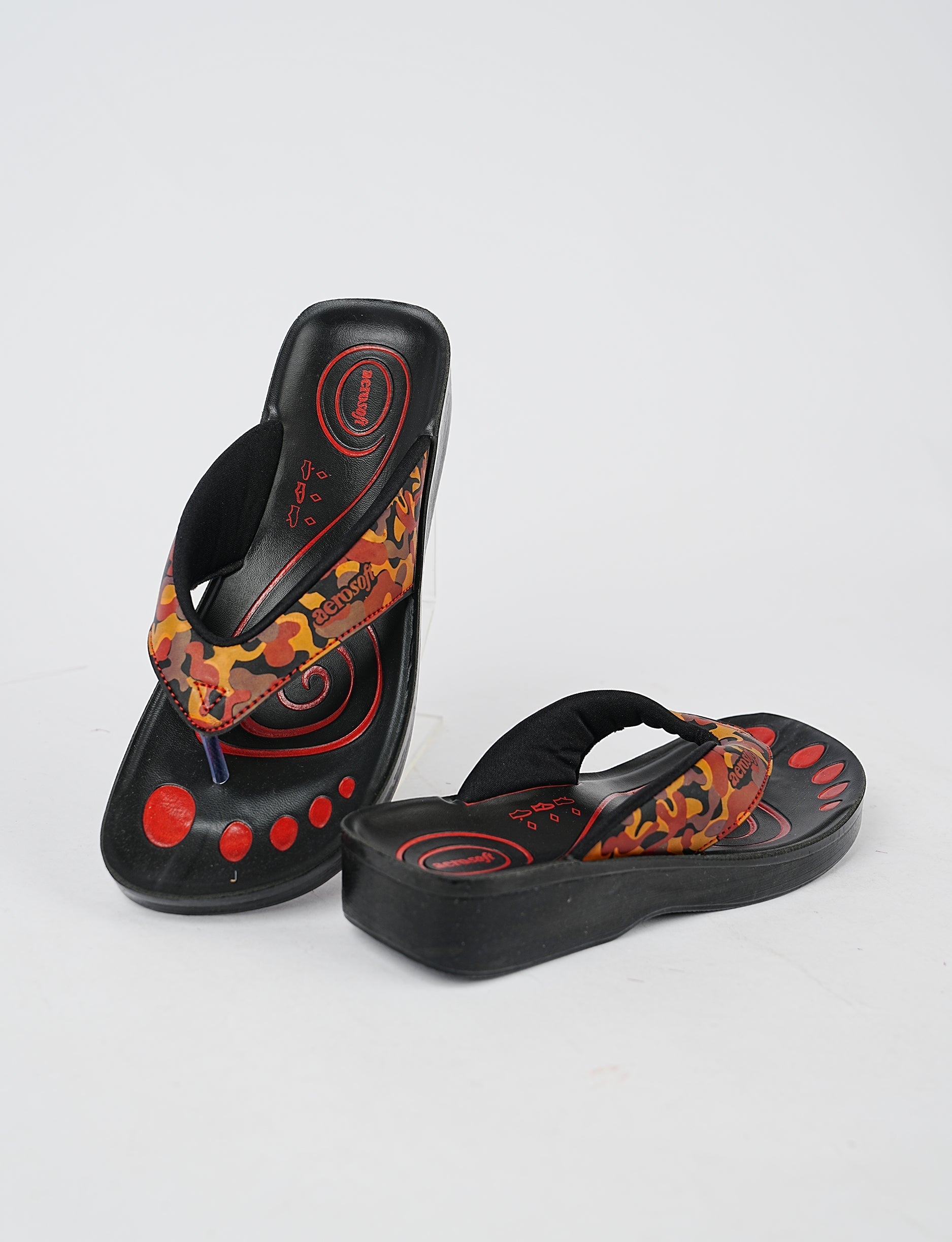 WOMEN SLIPPER LA-0808 RED