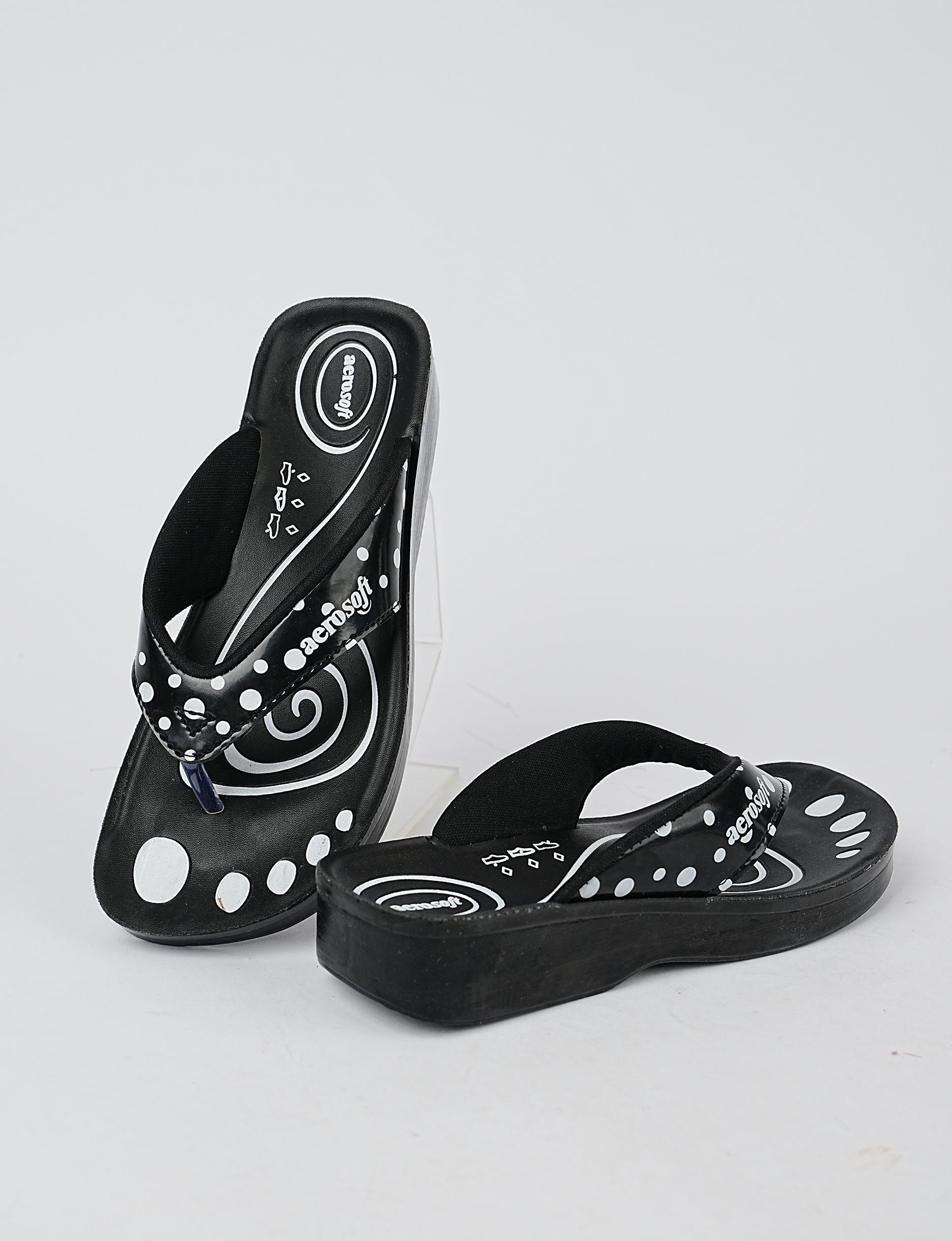 WOMEN SLIPPER LA-0823 BLACK